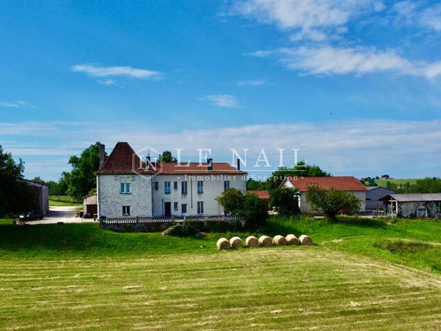 Propriété Bergerac - 9 chambres - 295m²