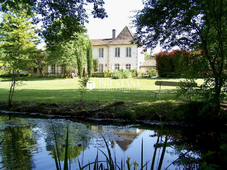 Propriété Bergerac - 10 chambres - 810m²