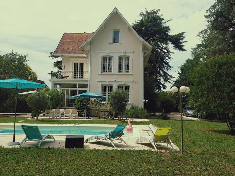 Villa Bergerac - 6 bedrooms - 240m²