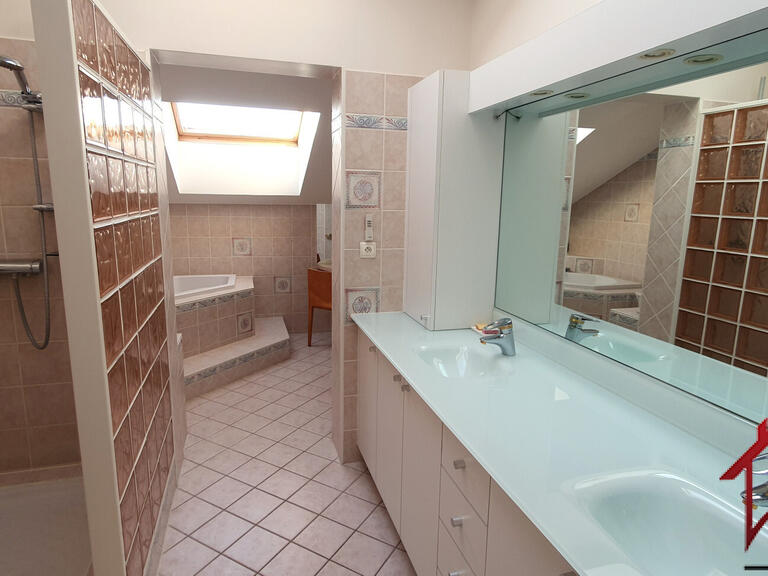 Villa Besançon - 5 chambres - 190m²