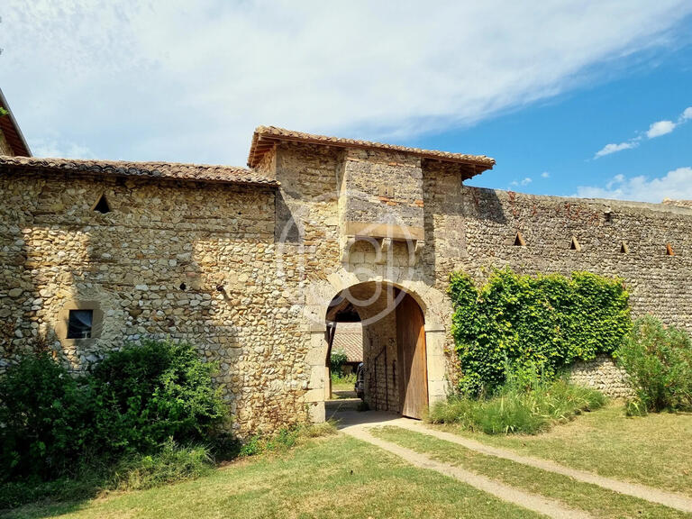 Propriété Bésayes - 6 chambres - 460m²