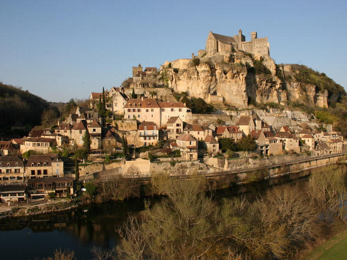 Maison Beynac-et-Cazenac - 7 chambres