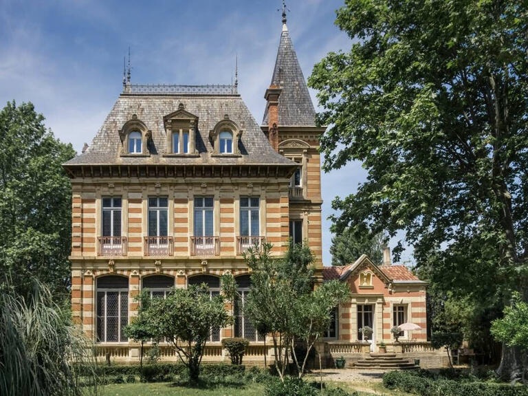 Château Béziers - 20 chambres - 850m²