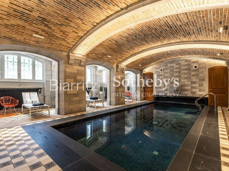 Château Biarritz - 8 chambres - 2500m²