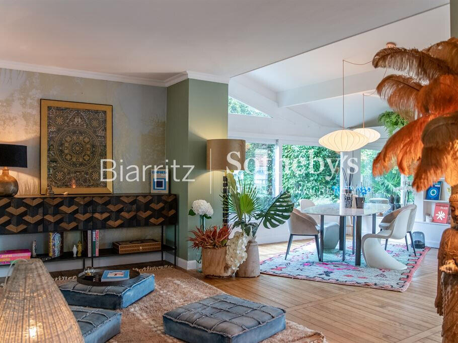 House Biarritz