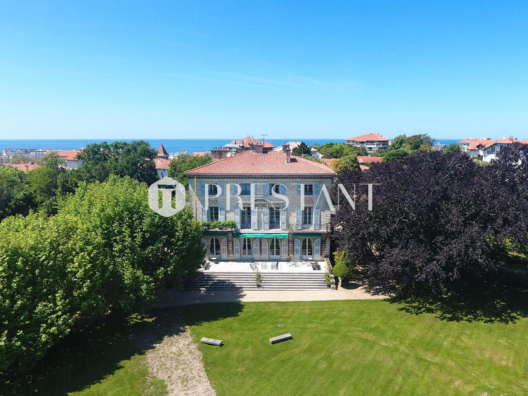 Maison Biarritz - 13 chambres - 700m²