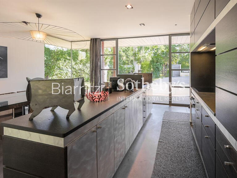 Maison Biarritz - 4 chambres - 358m²