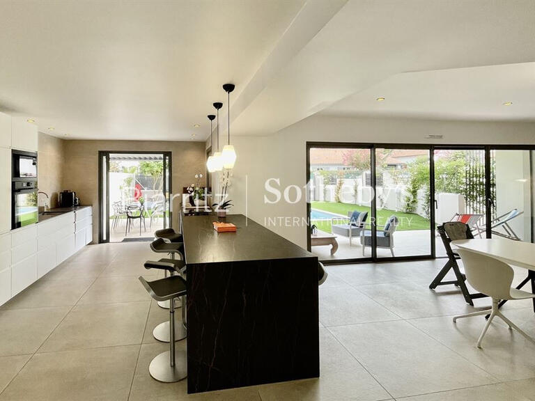 Maison Biarritz - 5 chambres - 380m²