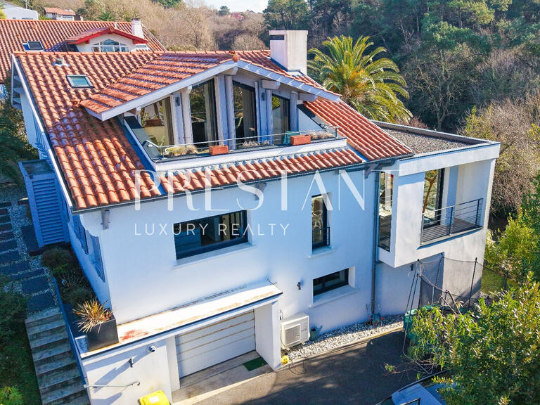 Maison Biarritz - 5 chambres - 250m²