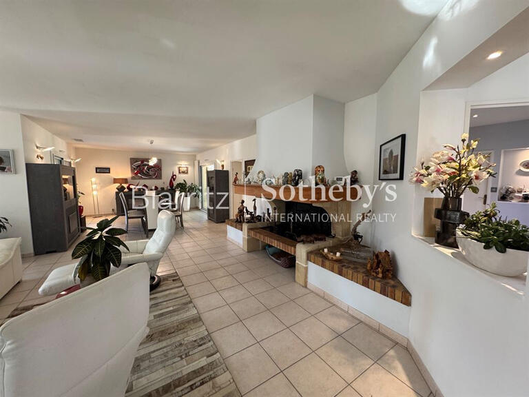 Maison Biarritz - 4 chambres - 254m²