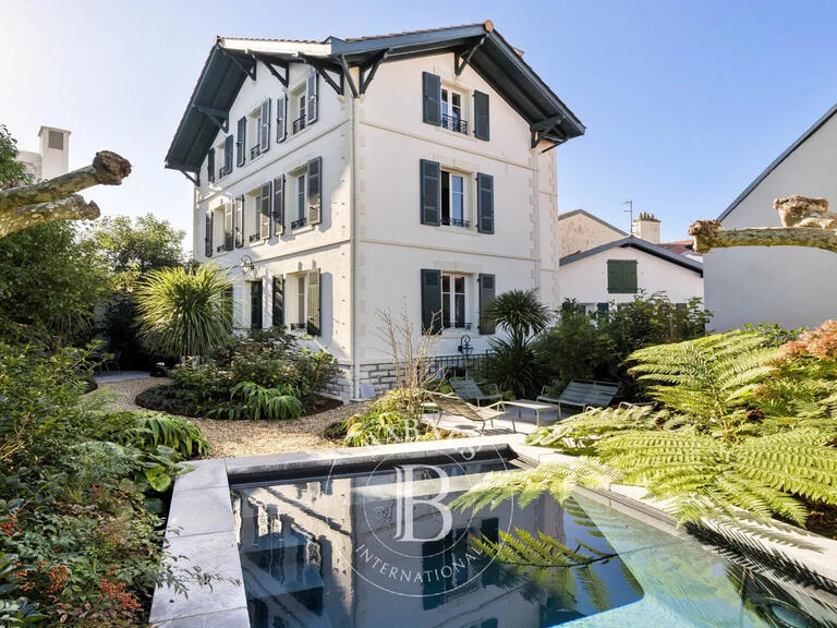 Maison Biarritz - 5 chambres - 200m²