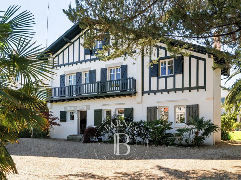 Maison Biarritz - 7 chambres - 289m²