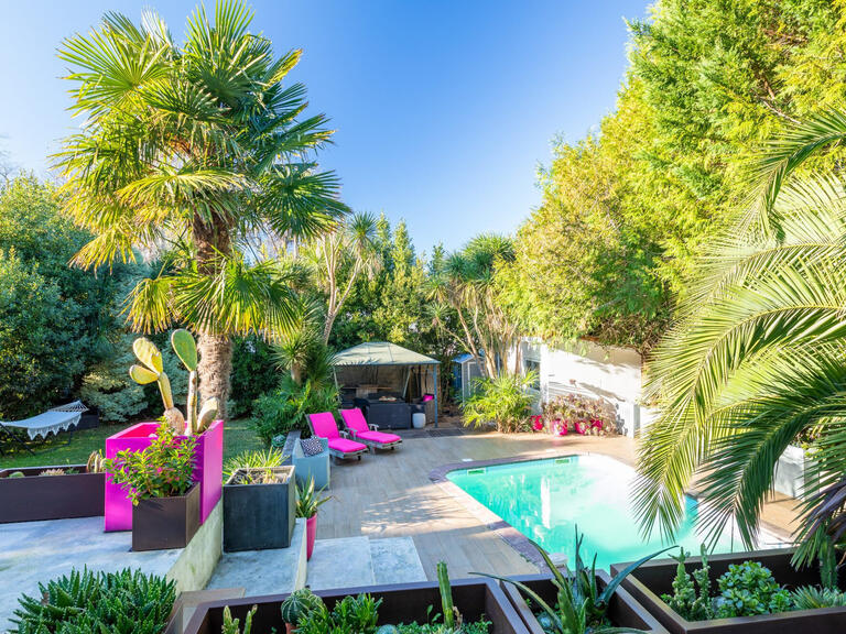 House Biarritz - 7 bedrooms - 301m²