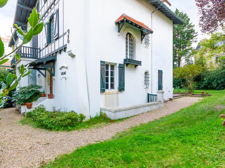 House Biarritz - 5 bedrooms - 266m²