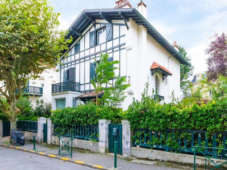 House Biarritz - 5 bedrooms - 266m²