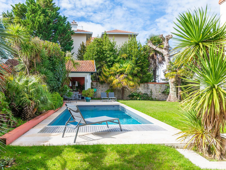 House Biarritz - 7 bedrooms - 289m²