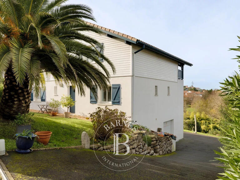 House Bidart - 4 bedrooms - 183m²