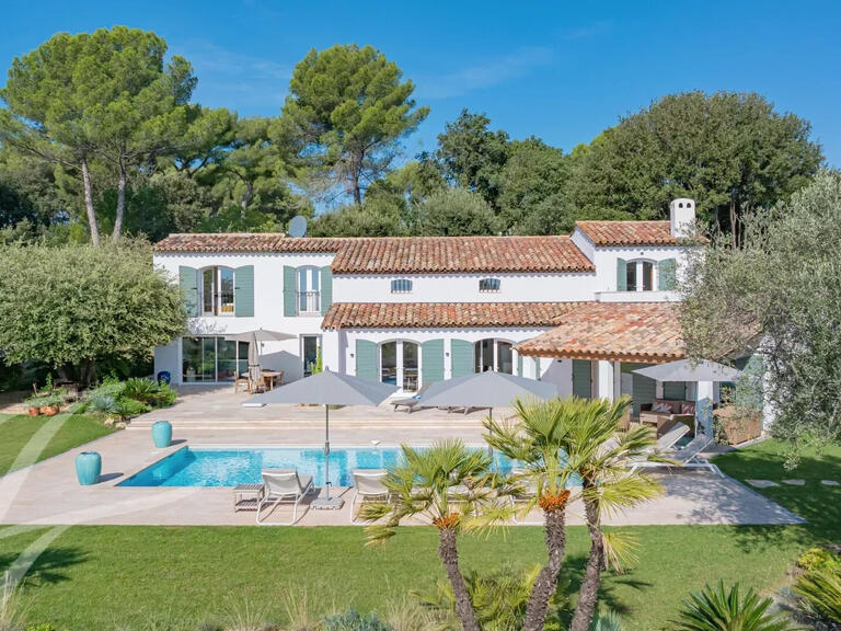 Maison Biot - 327m²