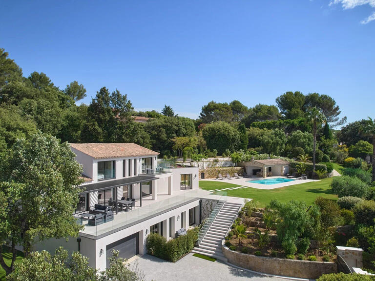 Villa Biot - 5 bedrooms - 364m²