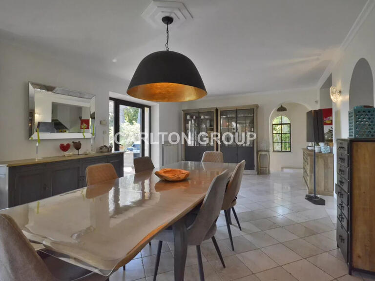 Villa Biot - 4 bedrooms - 260m²