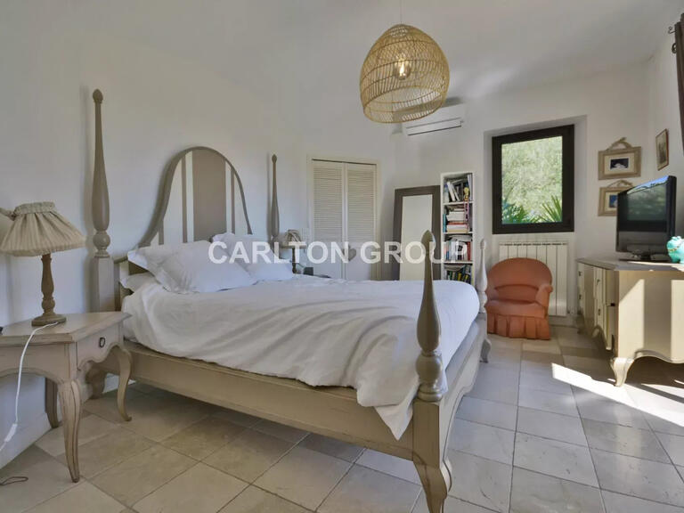 Villa Biot - 4 bedrooms - 260m²