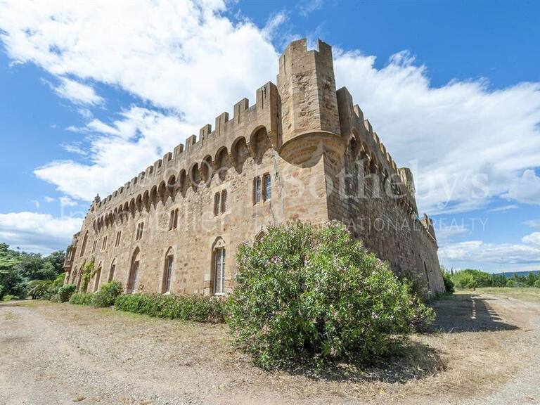 Vente Château Bizanet - 20 chambres