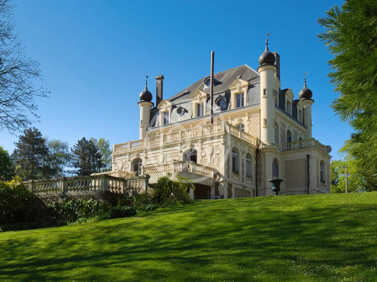 Castle Blangy-sur-Bresle - 8 bedrooms - 425m²