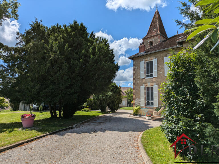 Villa Bletterans - 7 chambres - 270m²