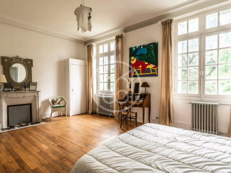 Château Blois - 8 chambres - 750m²