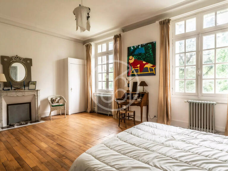 Château Blois - 8 chambres - 750m²