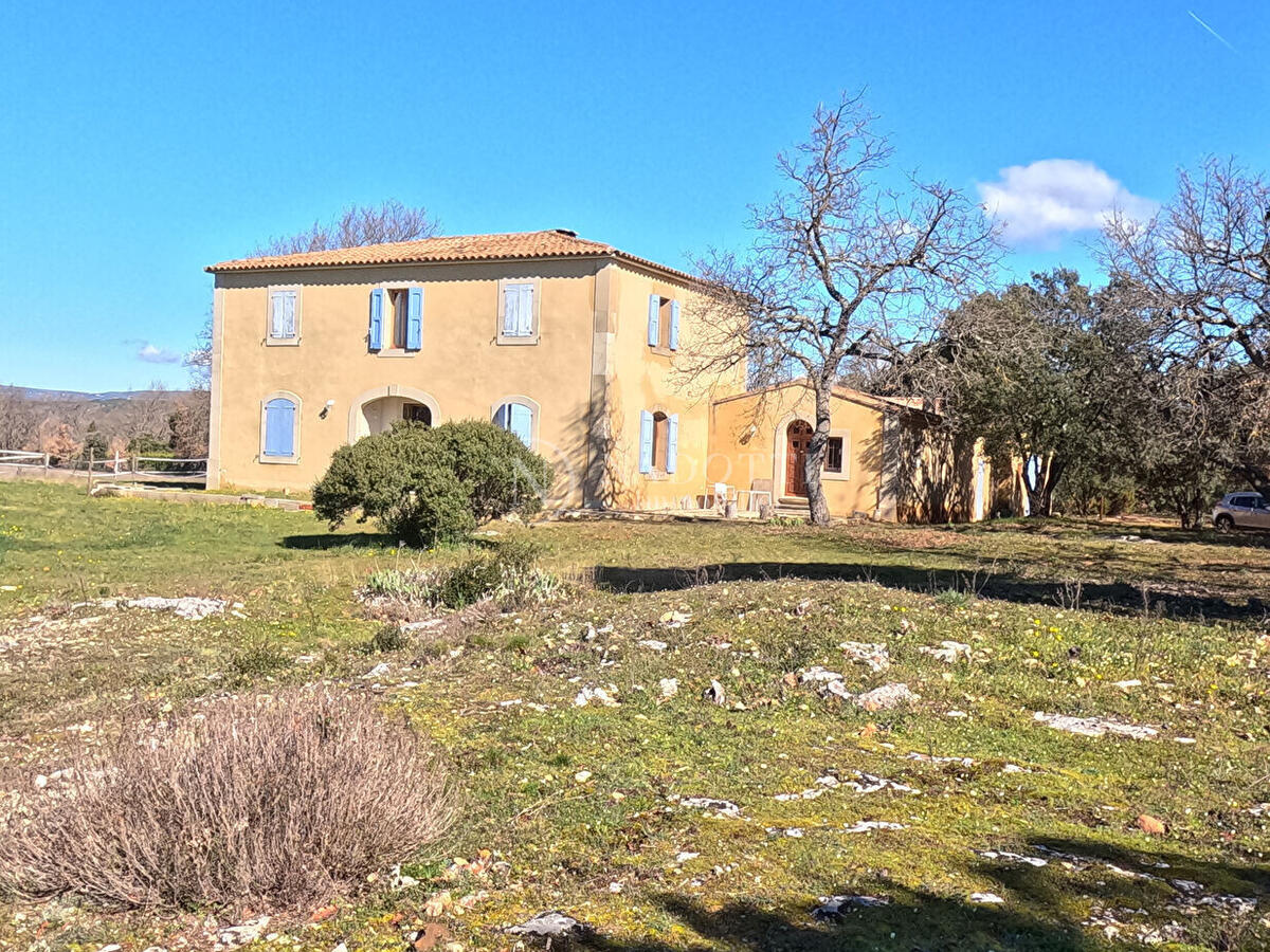 Unusual property Bonnieux