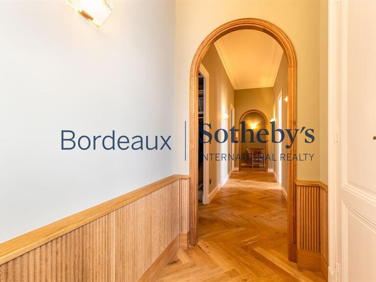 Appartement Bordeaux - 3 chambres - 331m²