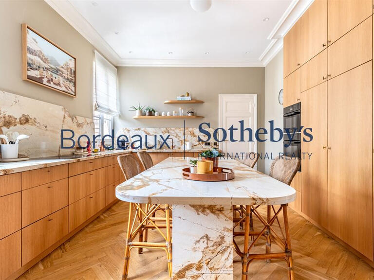 Sale Apartment Bordeaux - 3 bedrooms