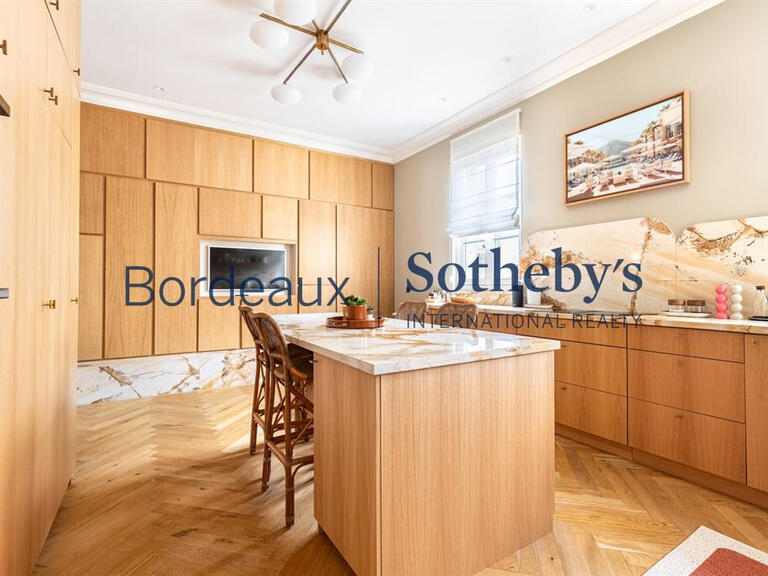 Apartment Bordeaux - 3 bedrooms - 330m²