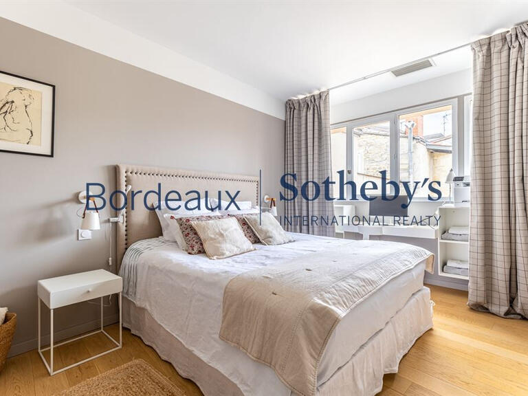Sale Apartment Bordeaux - 2 bedrooms