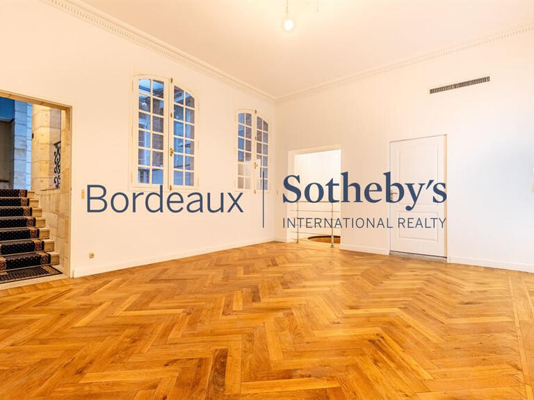 Appartement Bordeaux - 3 chambres - 217m²