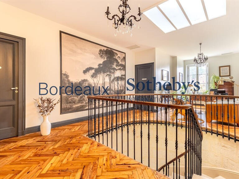 Château Bordeaux - 10 chambres - 800m²