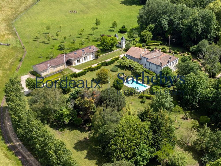 Château Bordeaux - 10 chambres - 800m²