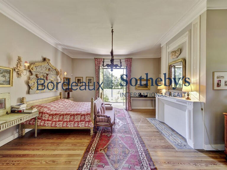 Château Bordeaux - 10 chambres - 2150m²