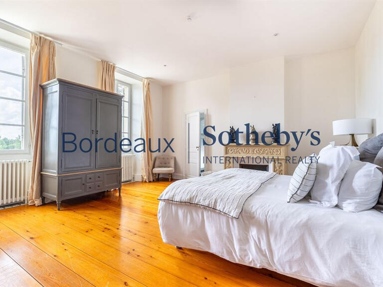 Castle Bordeaux - 11 bedrooms - 890m²