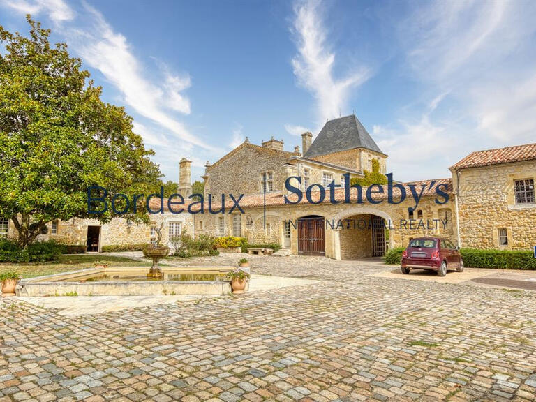 Domaine viticole Bordeaux - 28 chambres - 2200m²