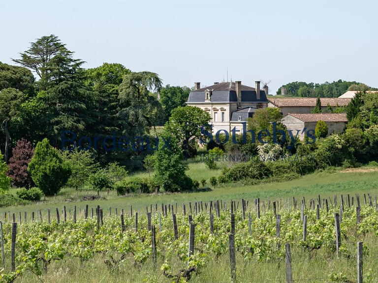 Domaine viticole Bordeaux - 6 chambres - 2500m²