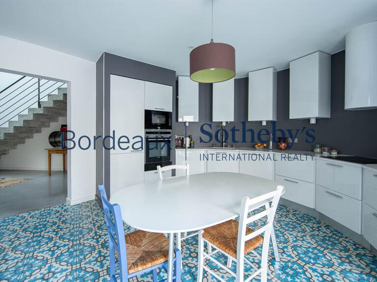 House Bordeaux - 5 bedrooms - 270m²