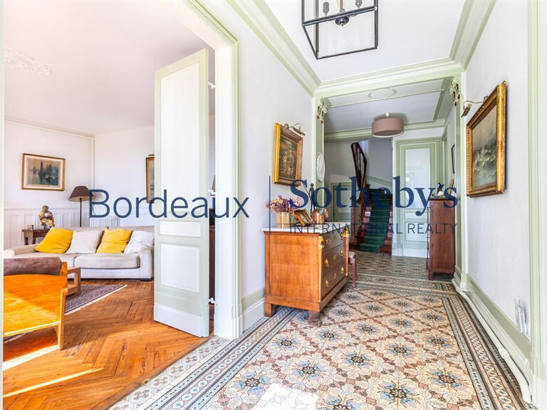 House Bordeaux - 7 bedrooms - 340m²