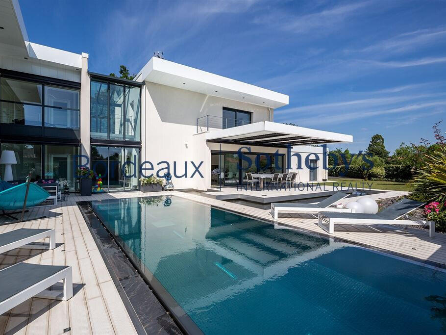 House Bordeaux