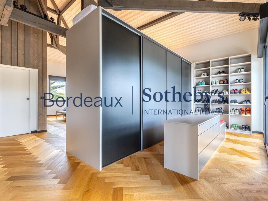 House Bordeaux