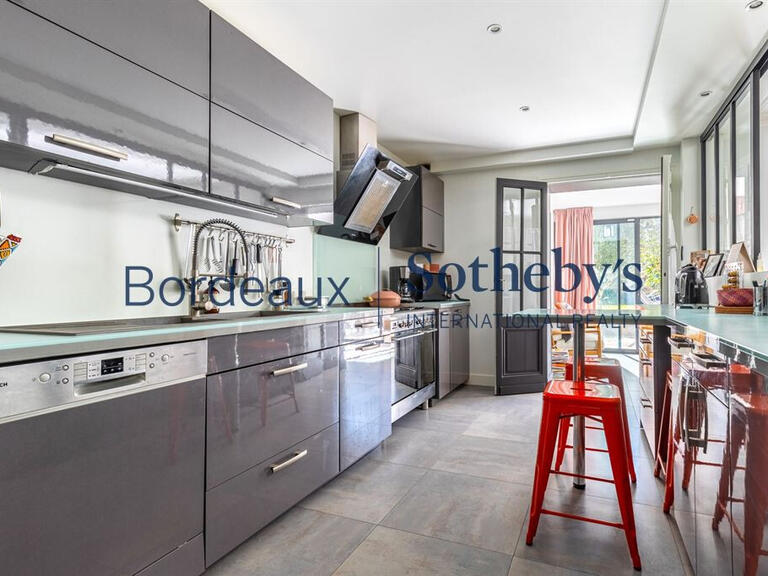 House Bordeaux - 4 bedrooms - 230m²