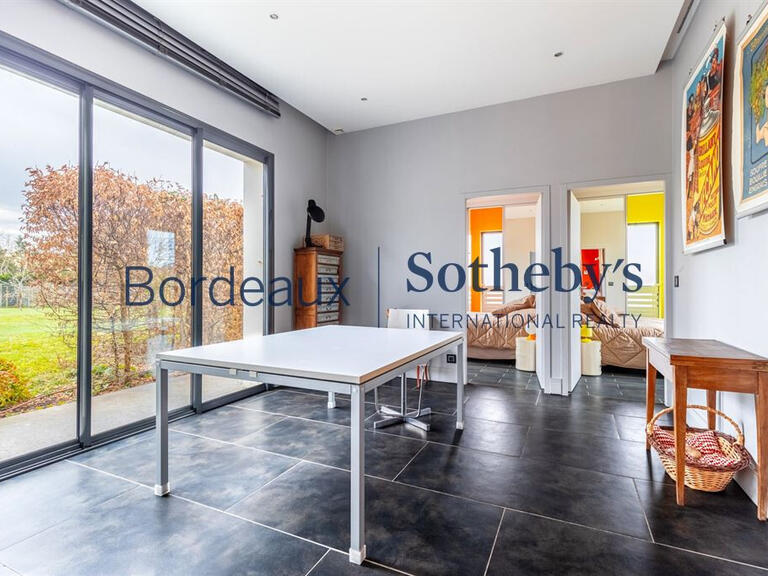 House Bordeaux - 4 bedrooms - 379m²