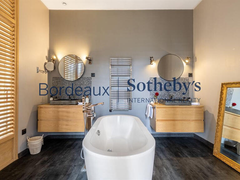 Propriété Bordeaux - 6 chambres - 650m²