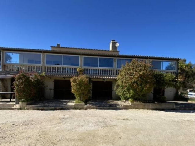 Vente Maison Bormes-les-Mimosas - 5 chambres